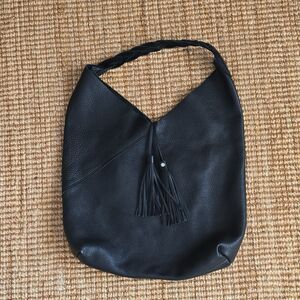 Urban Artisan Black Pebbled Hobo Bag Tassel Accent Magnetic Closure Large